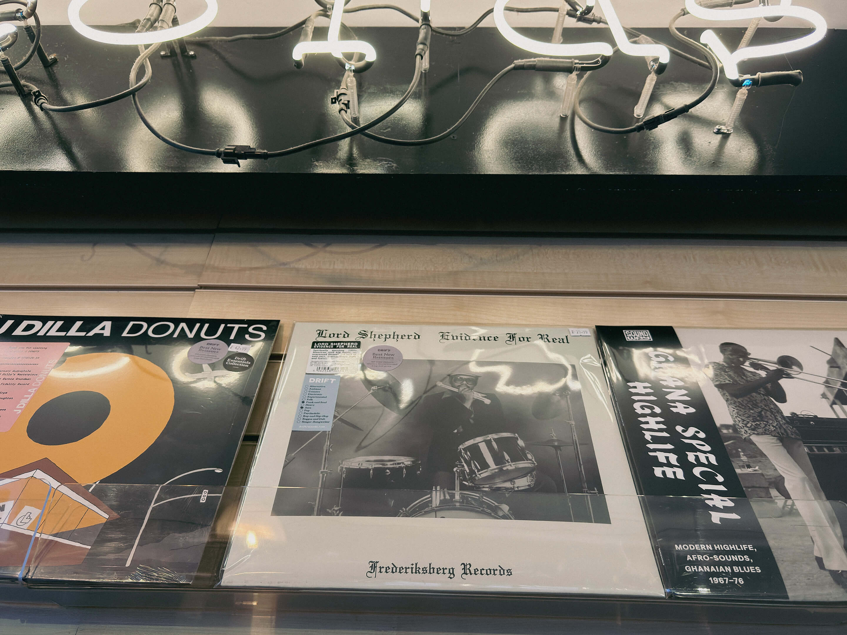 The Happy Mondays, The Groundhogs, blur and Let’s Play Chess and Lord Shepherd