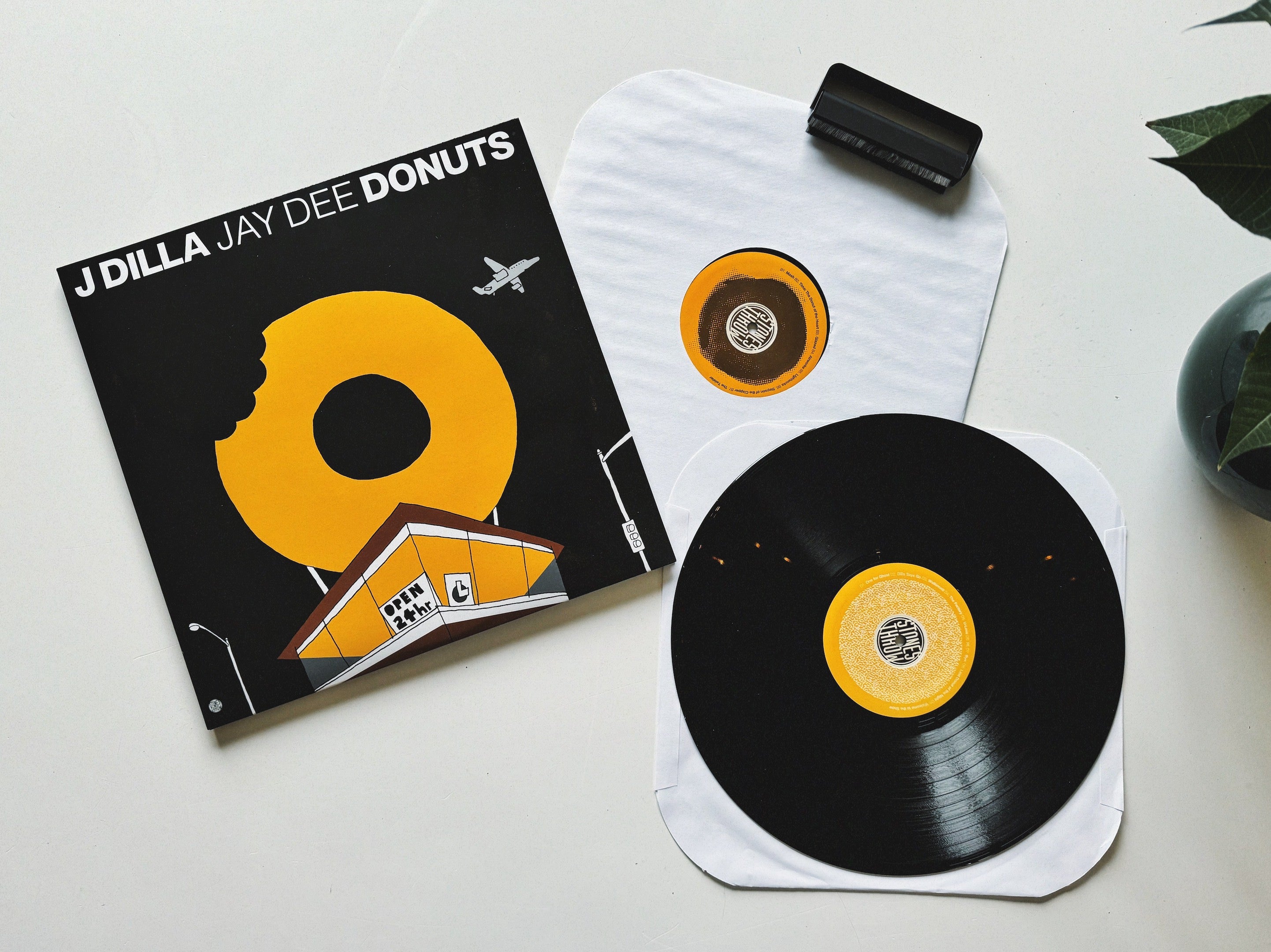 J Dilla - Donuts